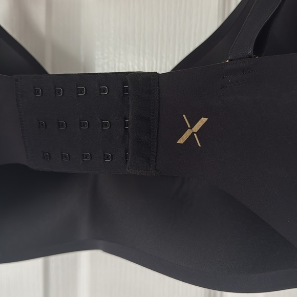 Knix Black Bra - Picture 3 of 6